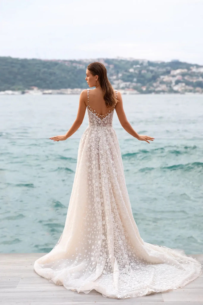Wedding Dress Daria Karlozi Surama